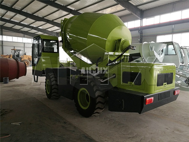 Buy Self loading concrete mixer in China