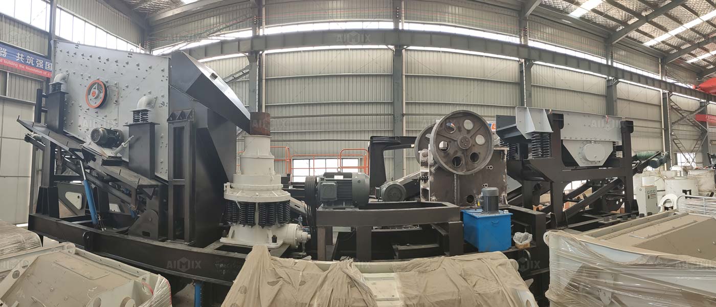 APY-4460S mobile jaw granite crushing and screening machine
