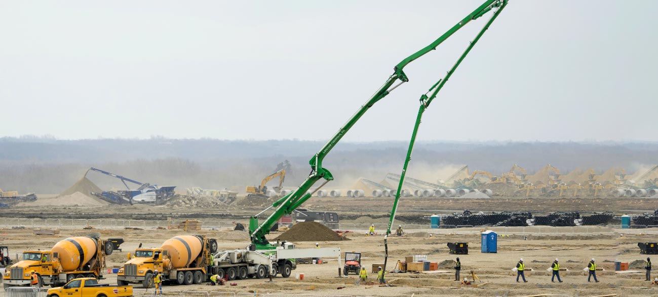 operation of concrete boom pump
